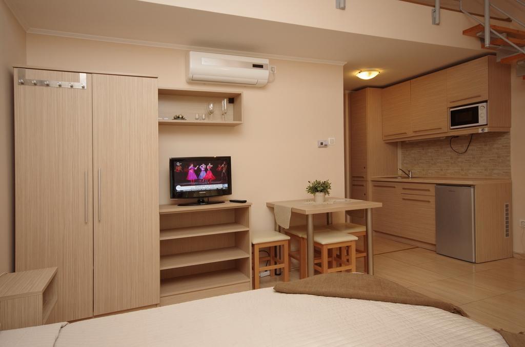 4 Asz Deluxe Apartman Gyula Exteriér fotografie